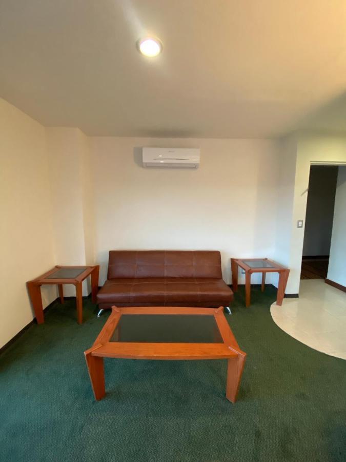 Hotel Enterprise Inn Poliforum León Zewnętrze zdjęcie
